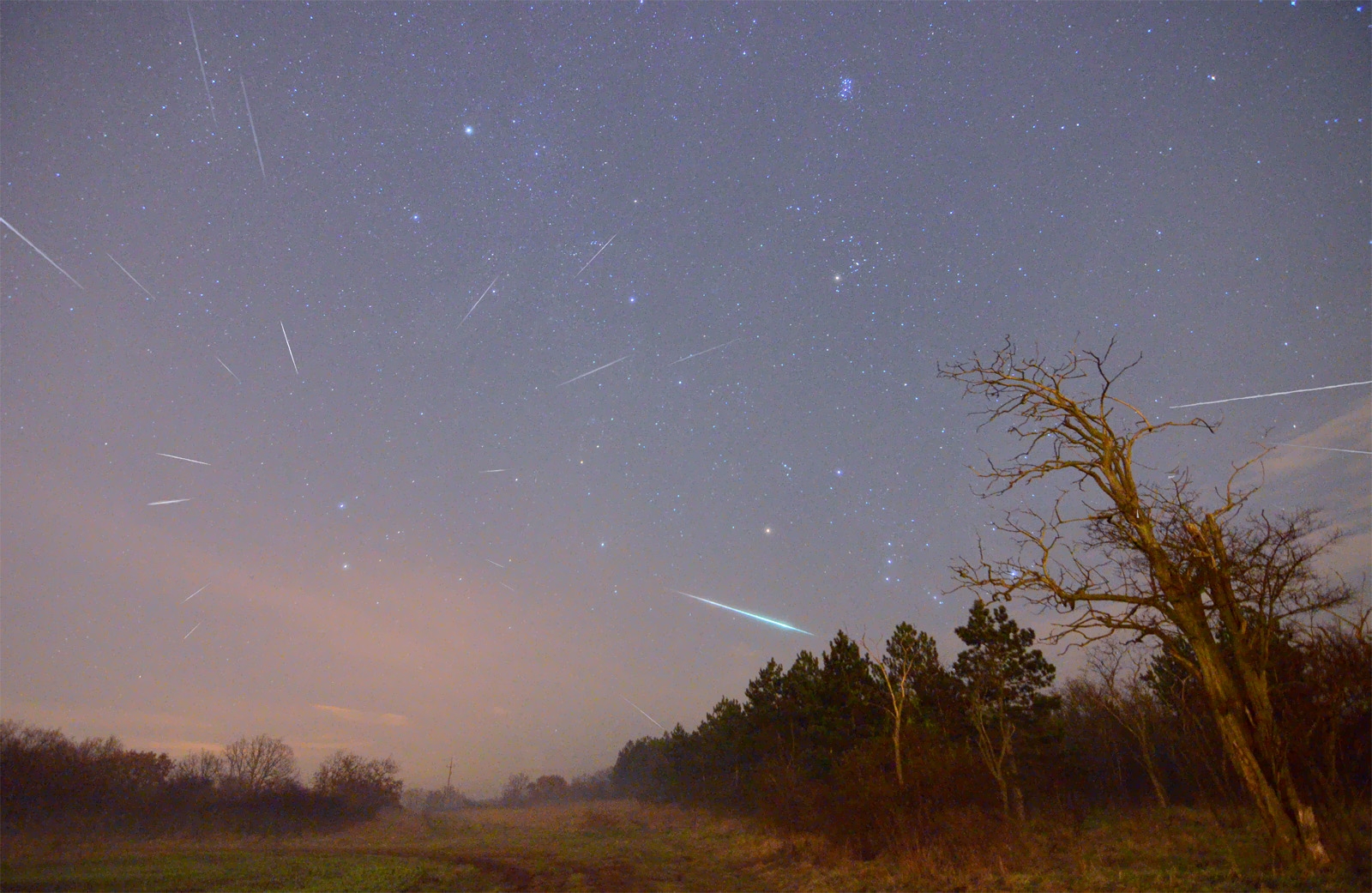 A Geminidák fényes meteorjait kevésbé kedvező időjárás esetén is megfigyelhetjük FOTÓ: LANDY-GYEBNÁR MÓNIKA